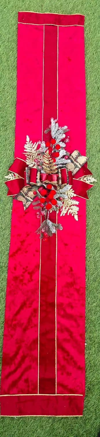 Gorgeous Table runner