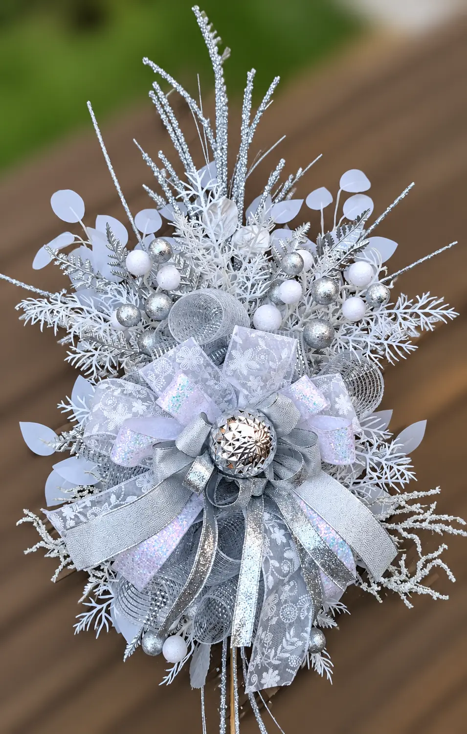 Statement Tree Topper