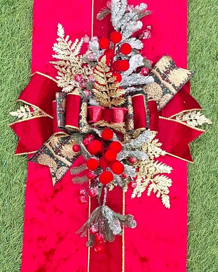 Gorgeous Table runner